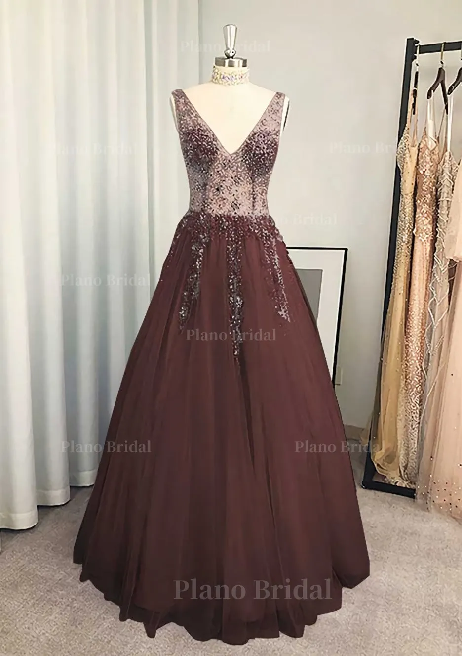 A-line/Princess V Neck Long/Floor-Length Tulle Prom Dress With Beading Sequins