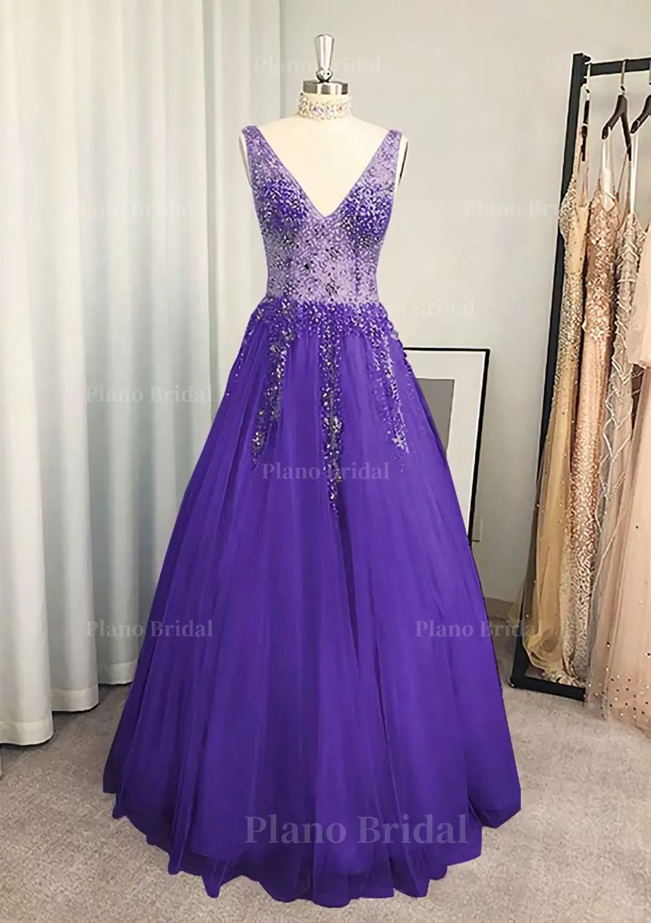 A-line/Princess V Neck Long/Floor-Length Tulle Prom Dress With Beading Sequins