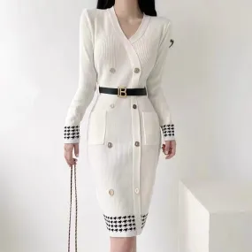 Belt-buttoned V-neck elastic houndstooth knitted dress