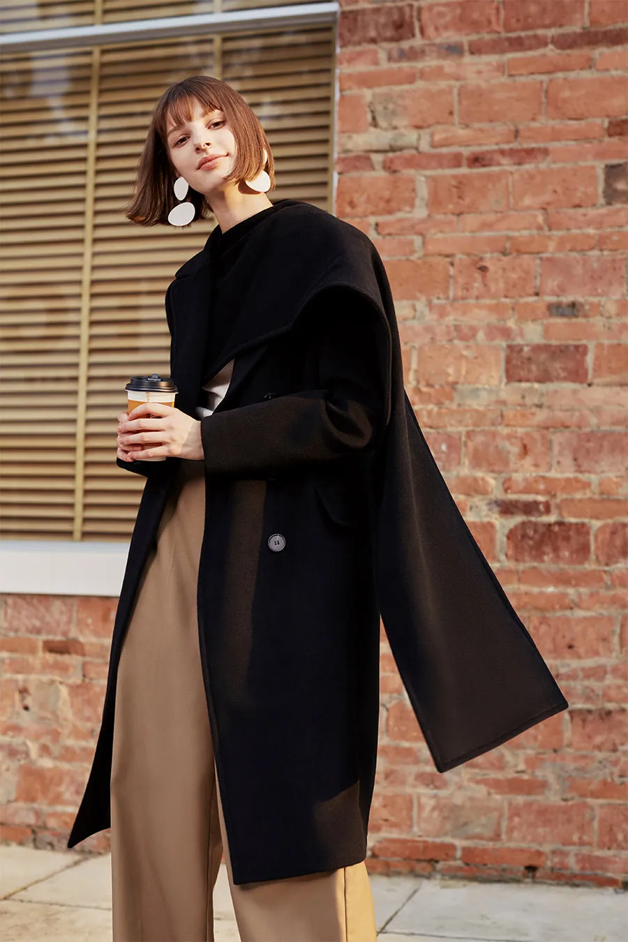 Detachable scarf wool coat