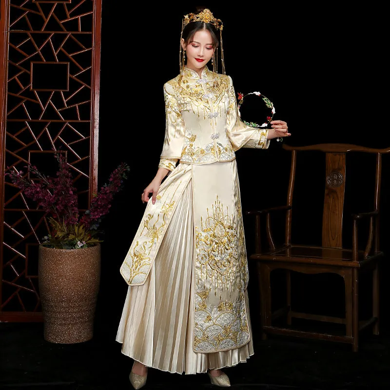 Floral Embroidery Double Sleeve Pleated Skirt Traditional Chinese Wedding Suit