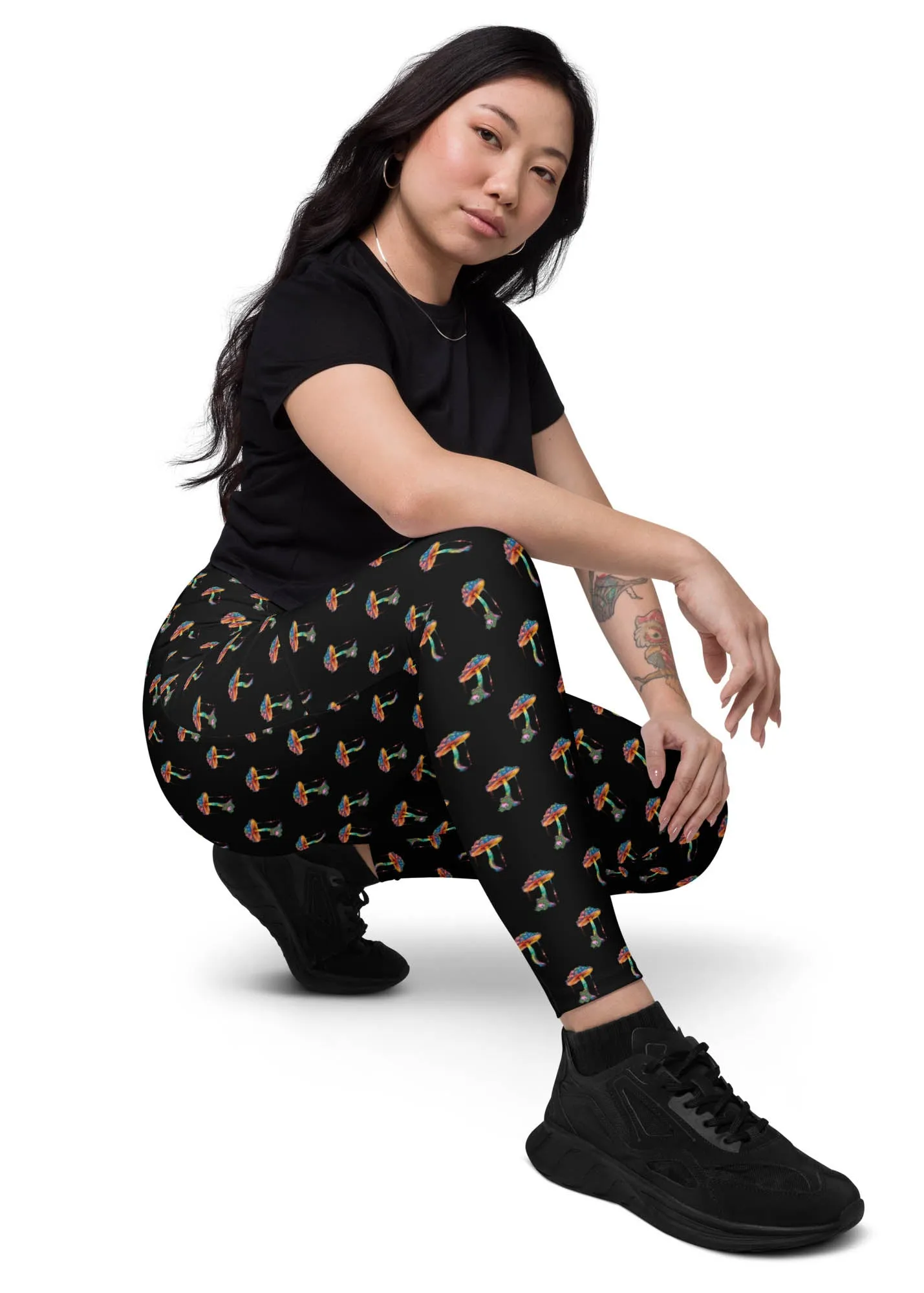 High-Waisted Leggings with Pockets - The Chillin' Frog - Black