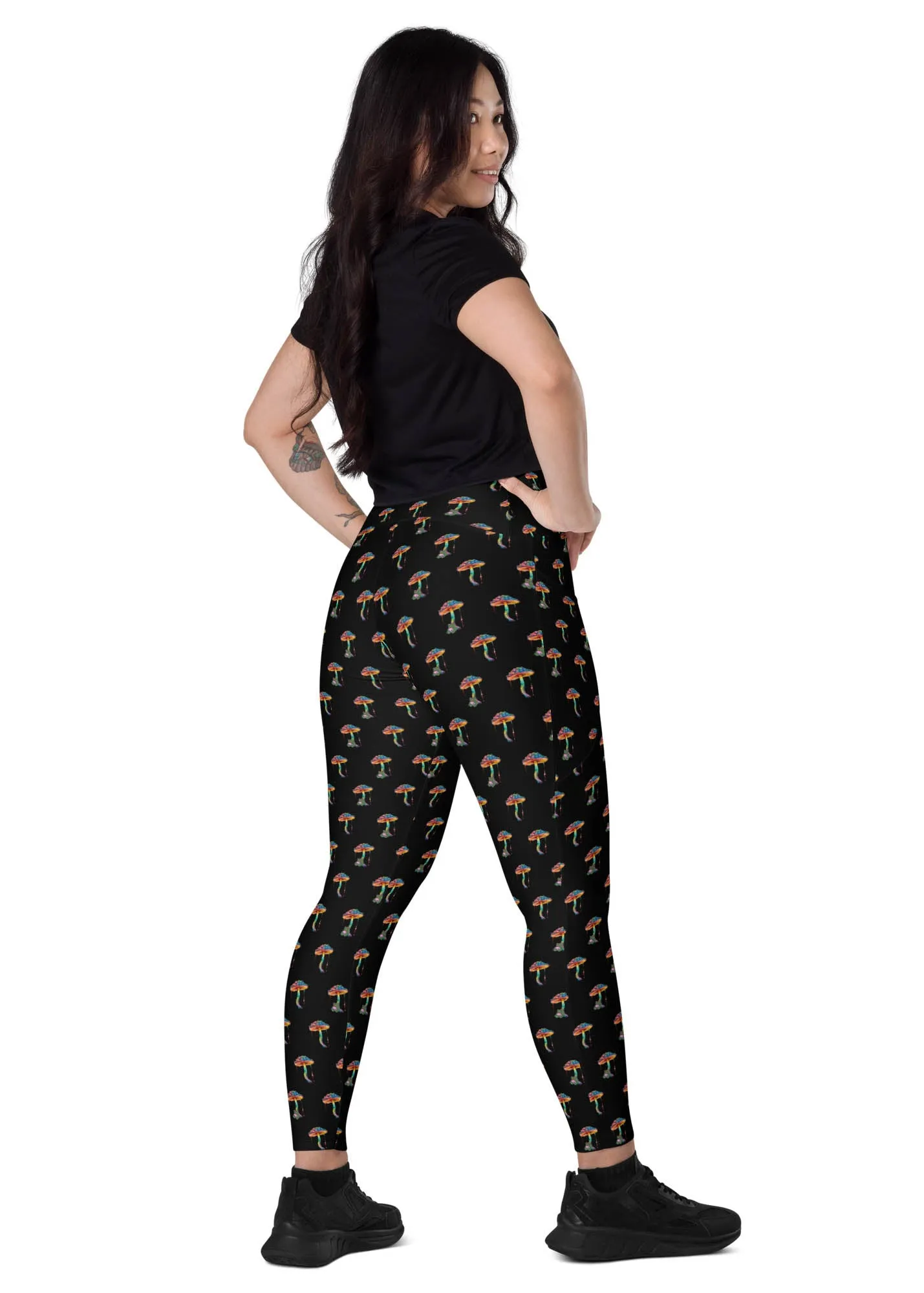 High-Waisted Leggings with Pockets - The Chillin' Frog - Black