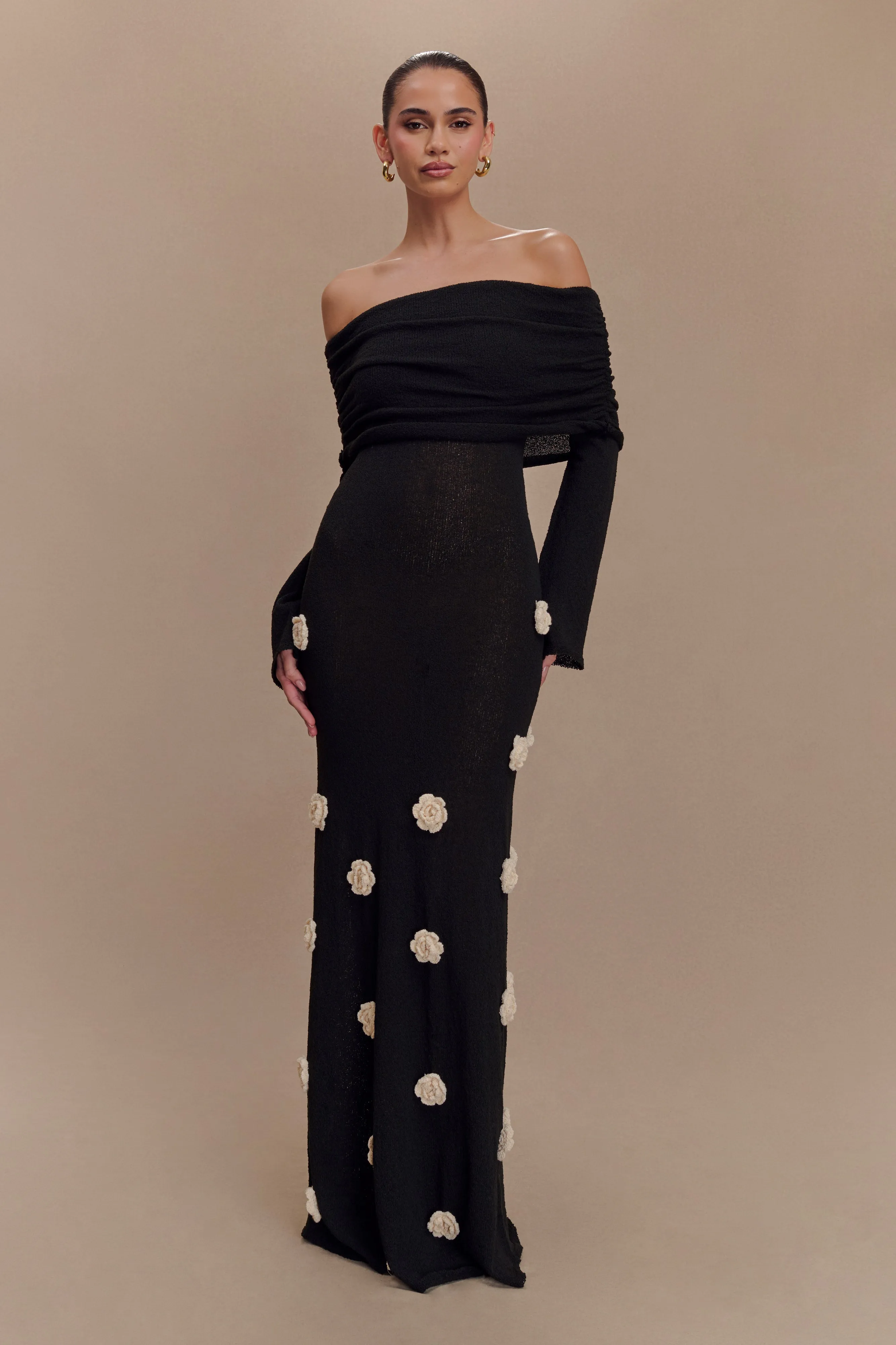 Kiki Off Shoulder Knit Rose Maxi Dress - Black/White