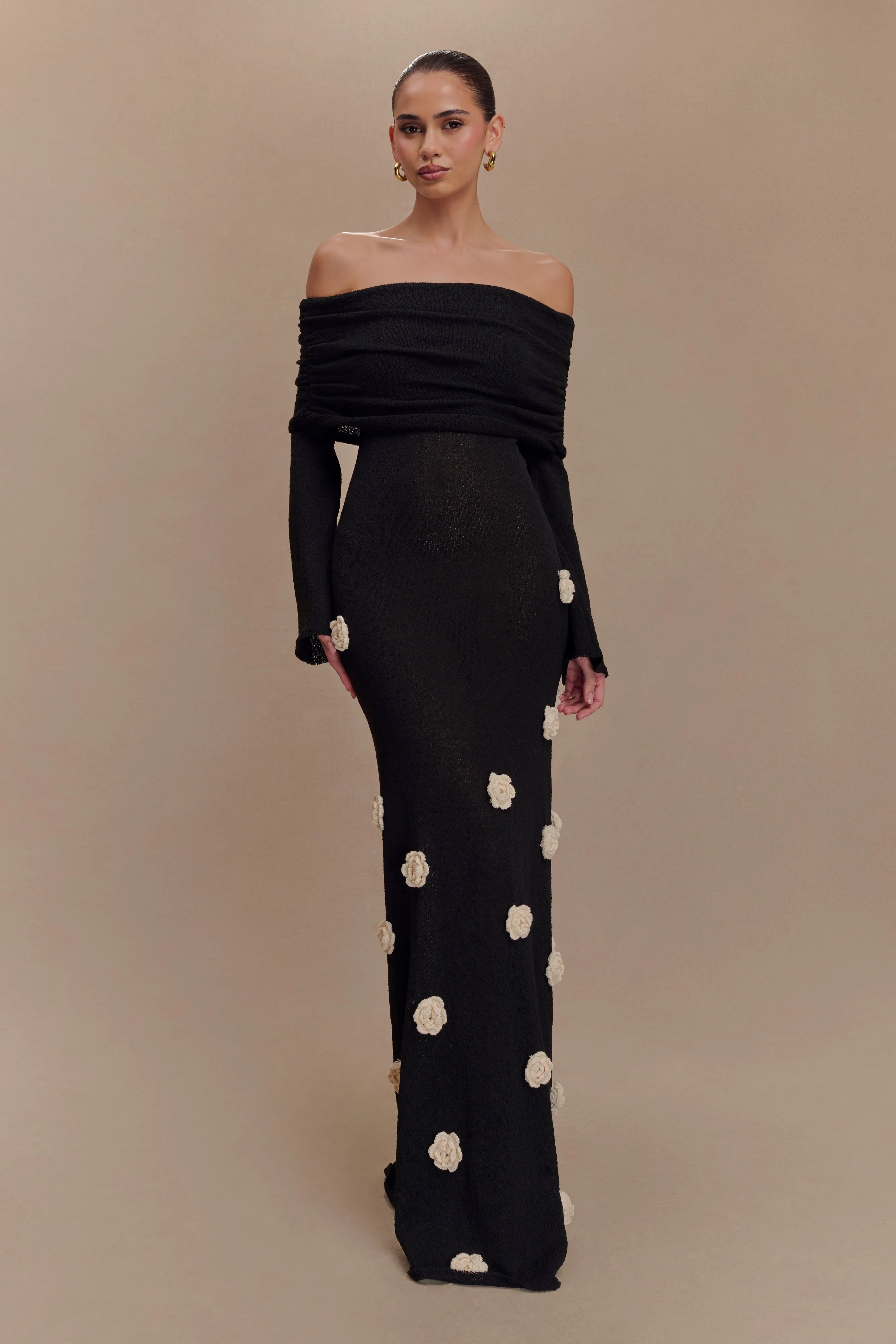 Kiki Off Shoulder Knit Rose Maxi Dress - Black/White