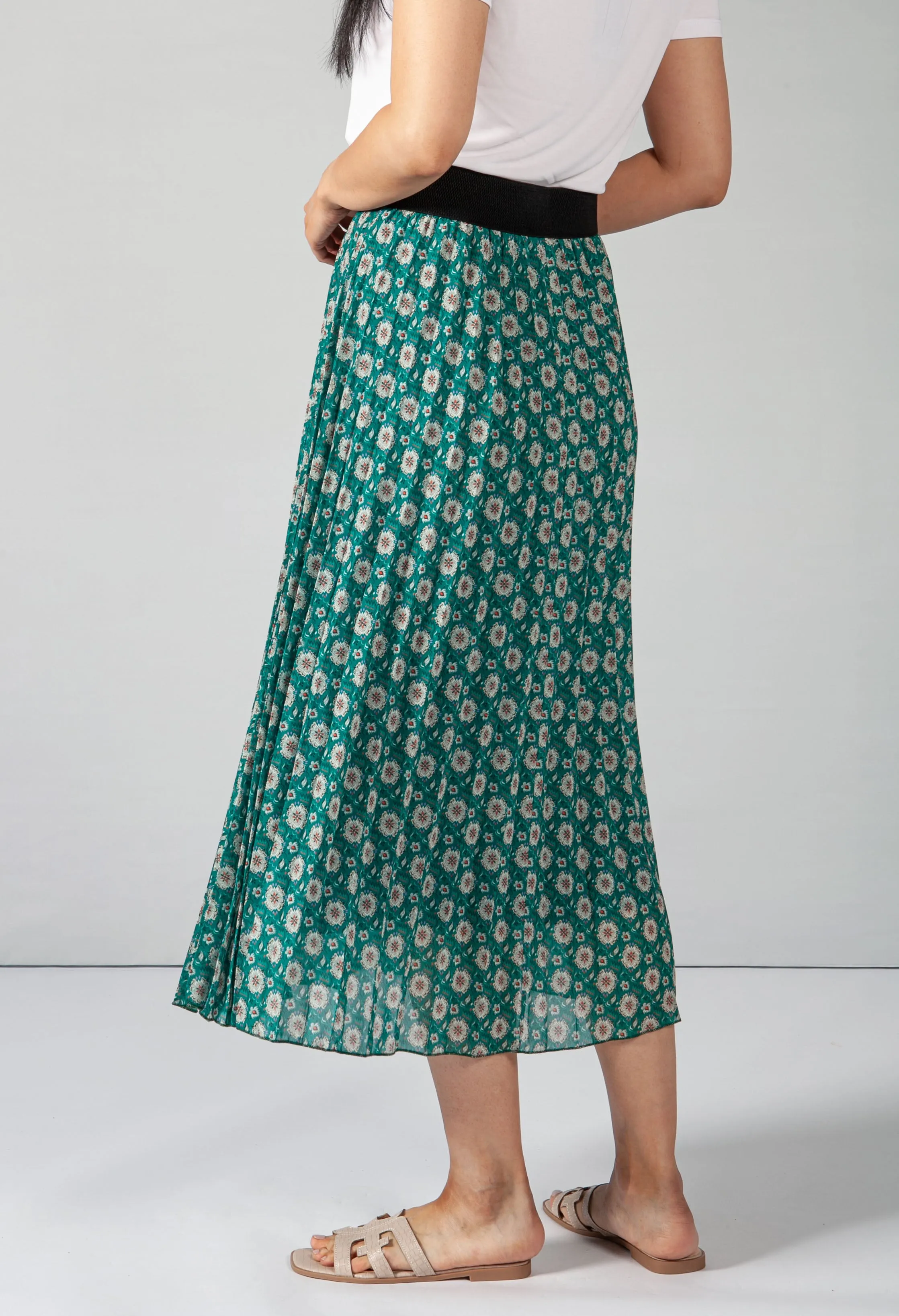 Vintage Print Green Skirt