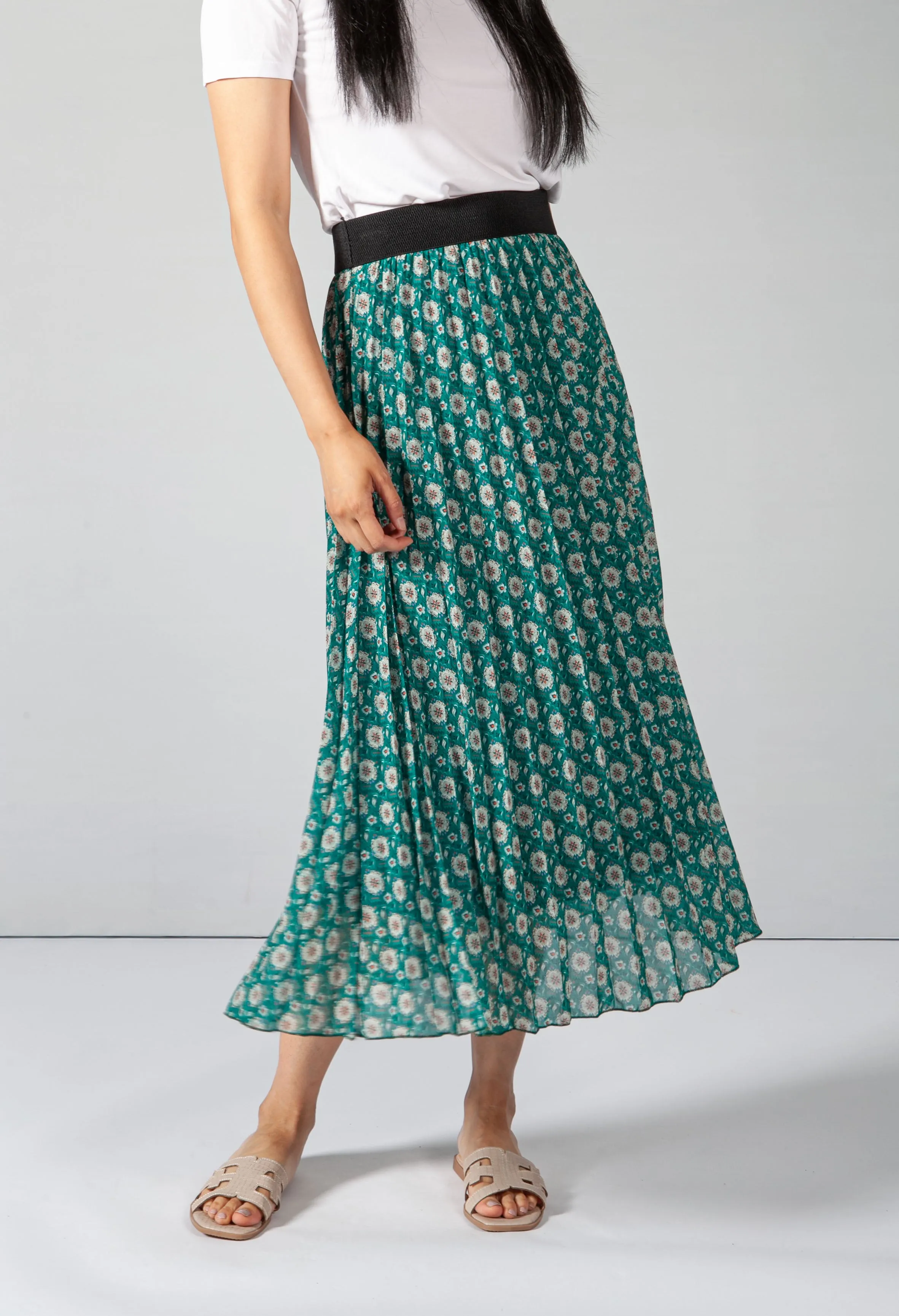 Vintage Print Green Skirt